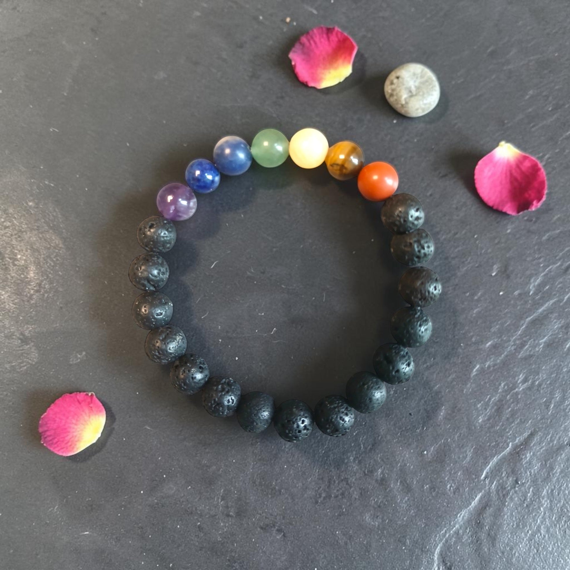 Bracelet 7 chakras et pierres de lave Ozora Création
