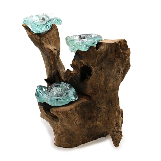 Bougeoir naturel sculpté en bois de Gamal avec 3 supports en verre fondu turquoise. Ozora