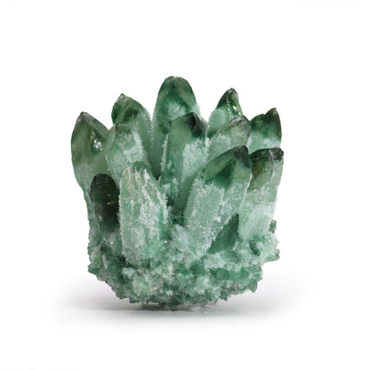 Druse de Quartz Green Ghost Naturel – 250 à 300 g (8 cm) un cristal rare aux superbes nuances vertes et aux fascinantes inclusions naturelles. Ozora