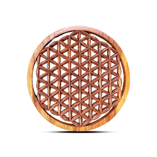 Découvre ce tableau mural Fleur de Vie en bois de suar sculpté artisanalement. Une décoration spirituelle de 40 cm pour un intérieur naturel et harmonieux. Ozora.